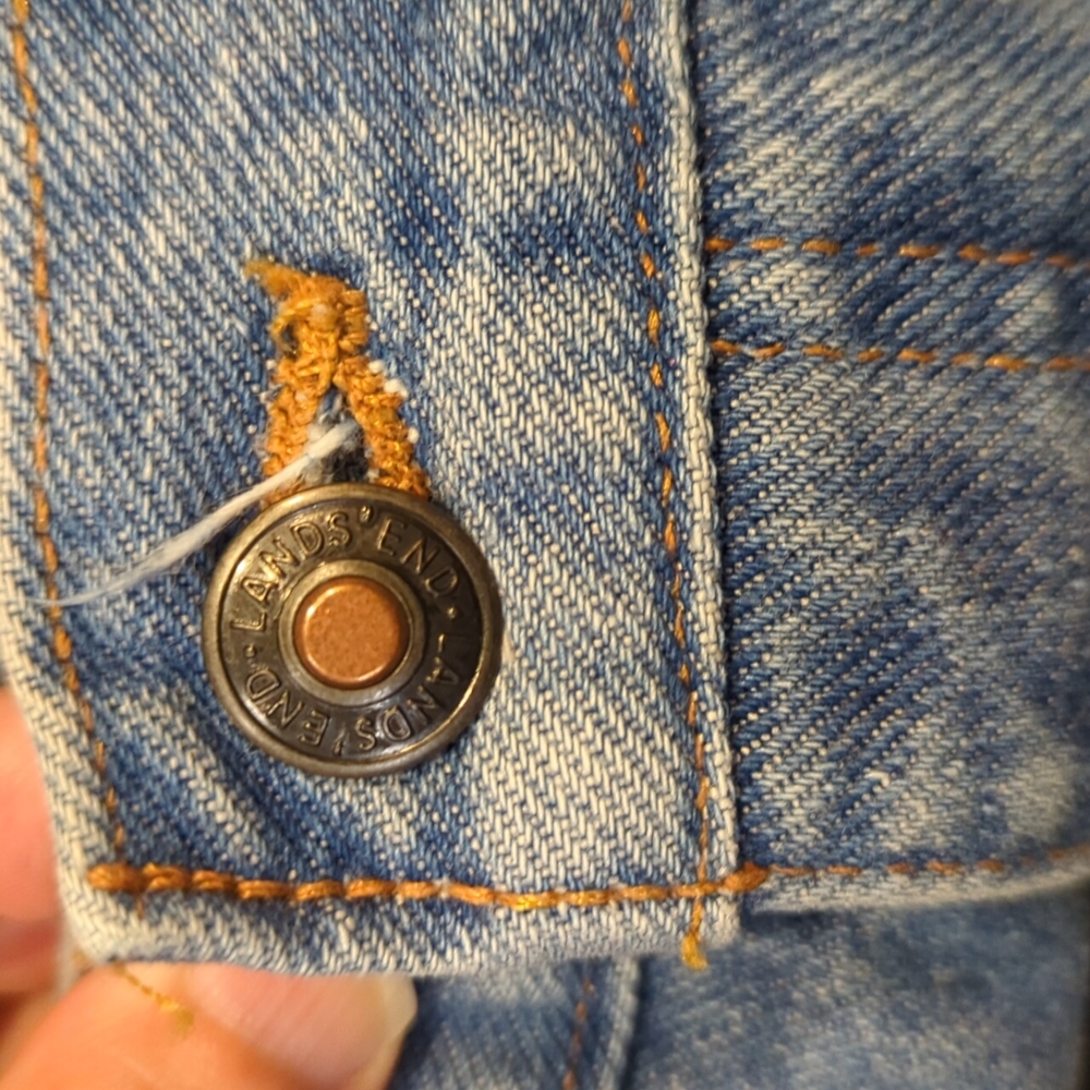 High Rise Mom Jeans - Picture 4 of 6